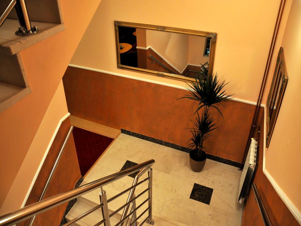 Hotel Arizona Sarajevo Lukavica 外观 照片