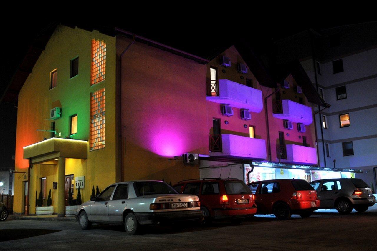 Hotel Arizona Sarajevo Lukavica 外观 照片