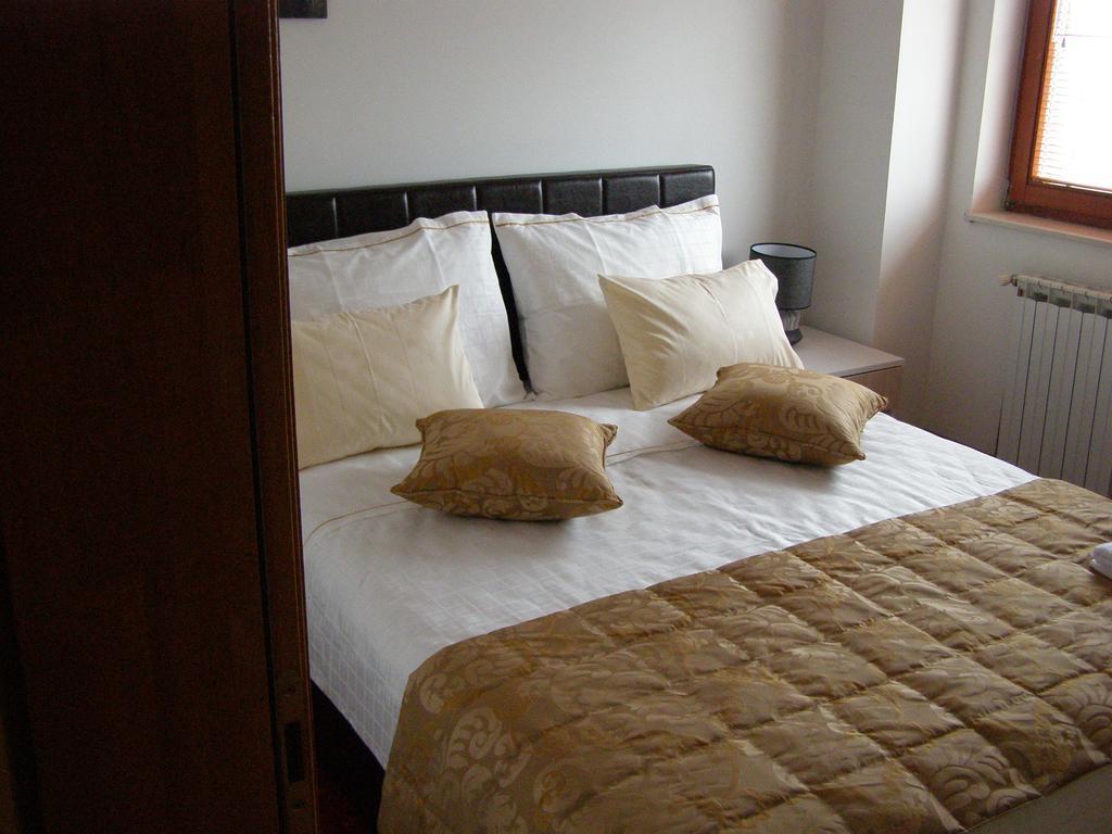 Hotel Arizona Sarajevo Lukavica 外观 照片