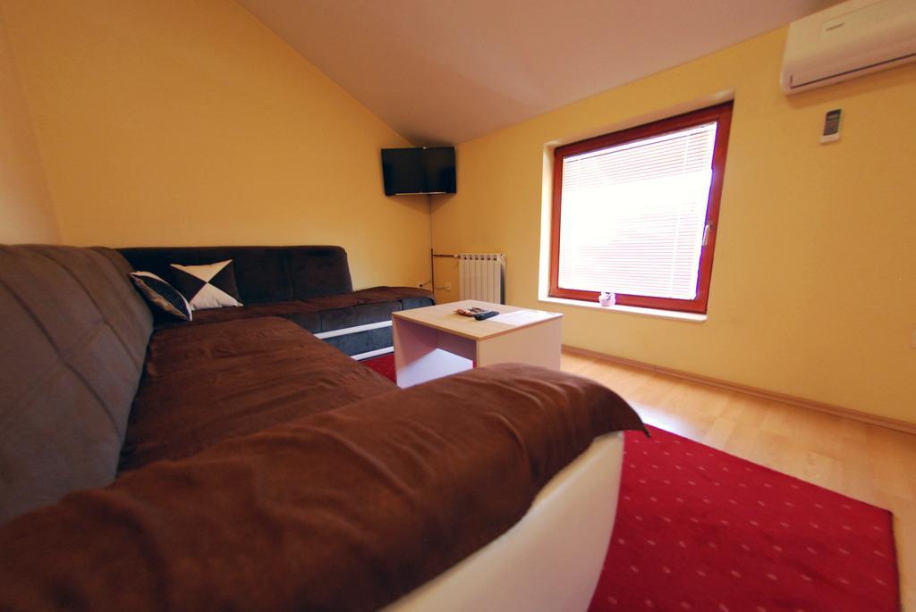 Hotel Arizona Sarajevo Lukavica 外观 照片